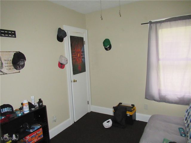 4927 E 84 Street, Garfield Heights, OH 44125