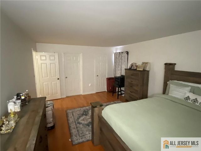 144 Beverly Hill Terrace B, Woodbridge Proper, NJ 07095