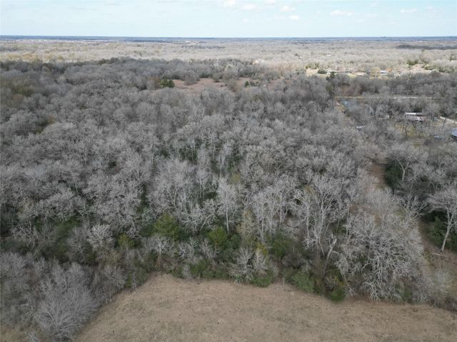 1649 Stone Street, Bedias, TX 77831