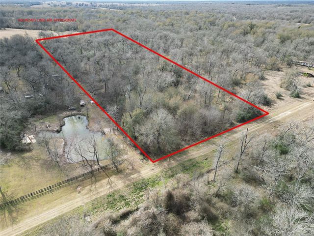 1649 Stone Street, Bedias, TX 77831