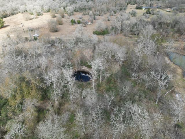 1649 Stone Street, Bedias, TX 77831