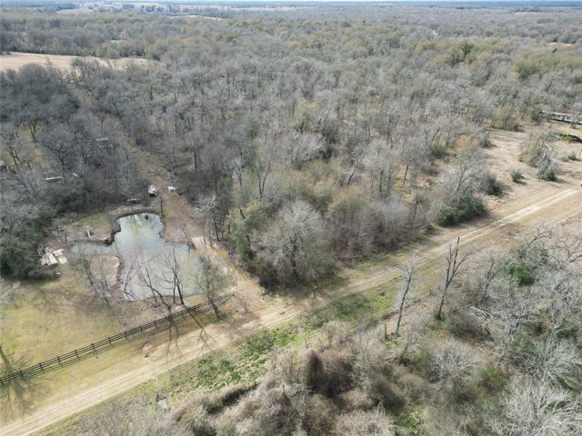 1649 Stone Street, Bedias, TX 77831