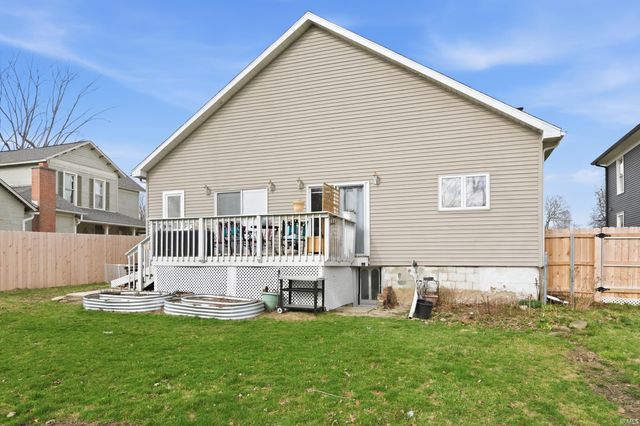 123 W 1st Street, Warren, IN 46750