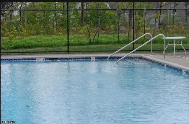 31 WINDING HILL DR, Mount Olive Township, NJ 07840