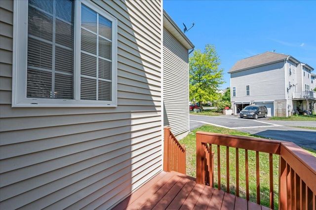 31 WINDING HILL DR, Mount Olive Township, NJ 07840