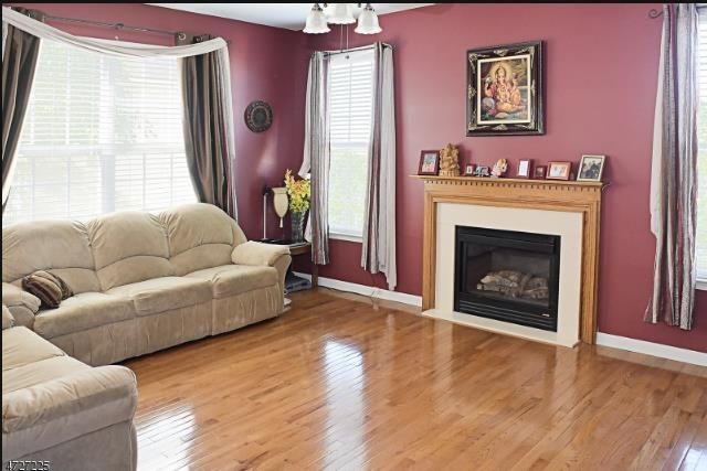 31 WINDING HILL DR, Mount Olive Township, NJ 07840