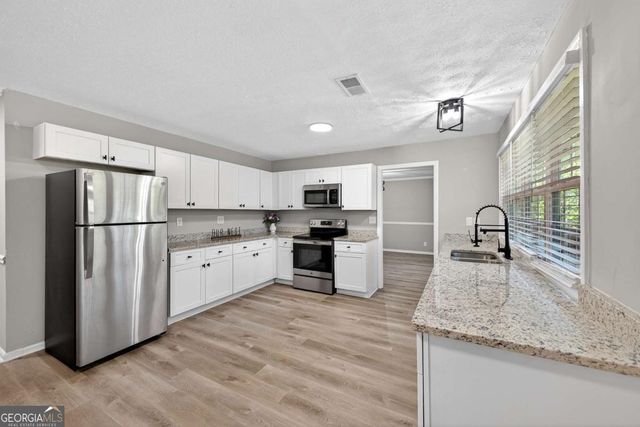 187 Old Timber Road, Lawrenceville, GA 30046
