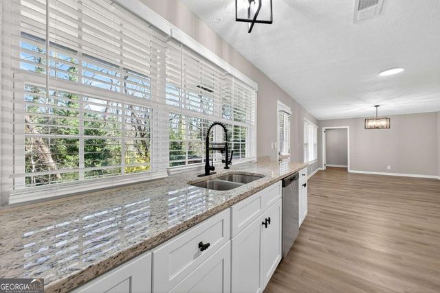 187 Old Timber Road, Lawrenceville, GA 30046