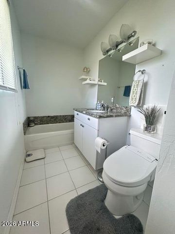 1802 E CLAREMONT Street, Phoenix, AZ 85016