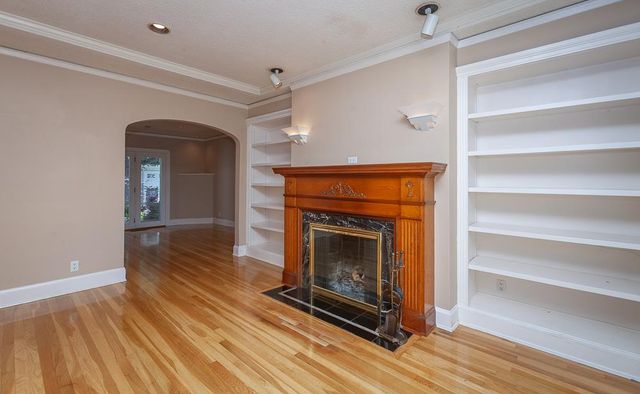 1725 W Walnut St, Stockton, CA 95203