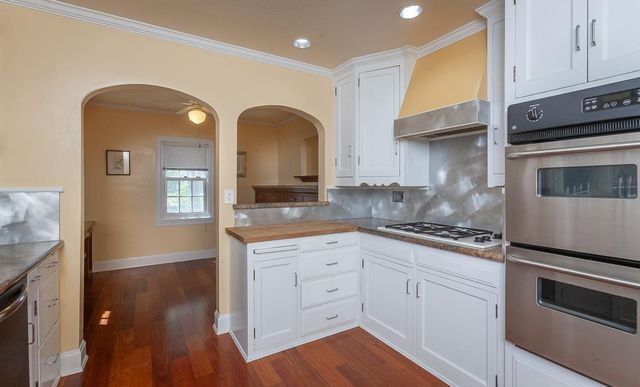 1725 W Walnut St, Stockton, CA 95203