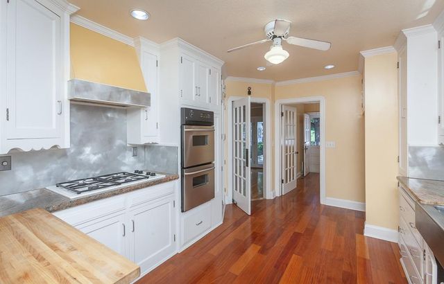 1725 W Walnut St, Stockton, CA 95203