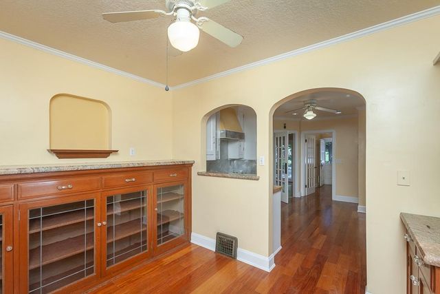 1725 W Walnut St, Stockton, CA 95203
