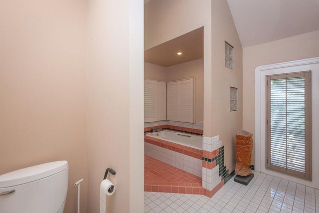 1725 W Walnut St, Stockton, CA 95203