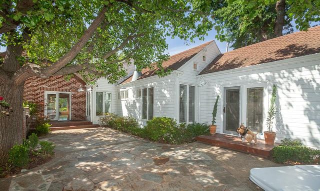 1725 W Walnut St, Stockton, CA 95203