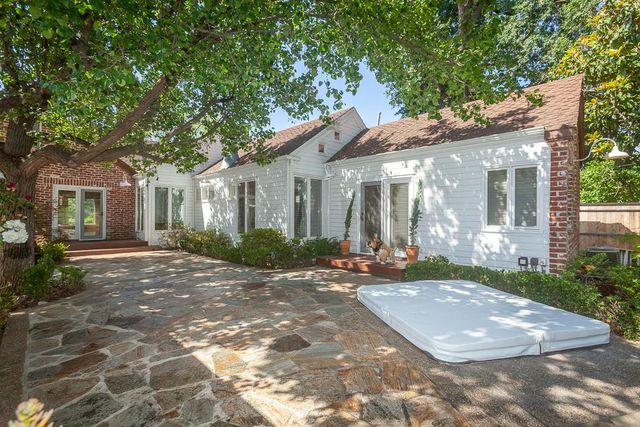 1725 W Walnut St, Stockton, CA 95203