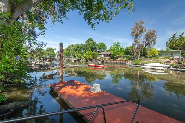 1725 W Walnut St, Stockton, CA 95203
