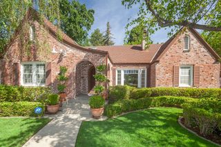 1725 W Walnut St, Stockton, CA 95203