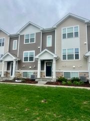 1059 Briar Glen Court, Hampshire, IL 60140