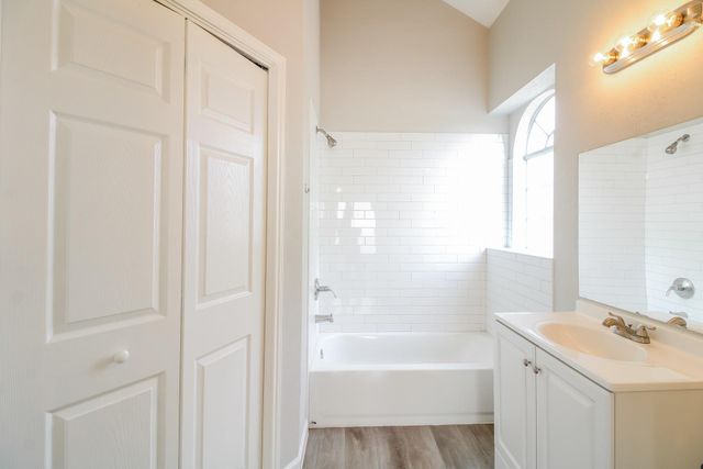 1806 Courtside Place Drive, Missouri City, TX 77489