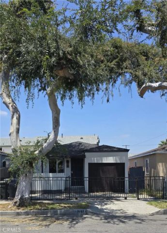 11667 Elm, Lynwood, CA 90262