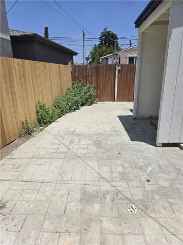 11667 Elm, Lynwood, CA 90262