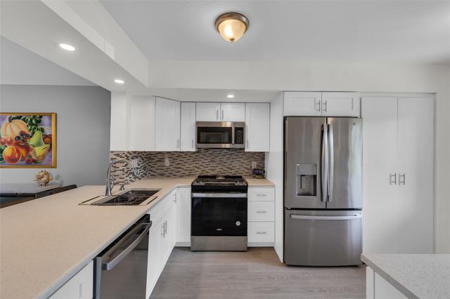 480 NW 76th Ave 107, Margate, FL 33063