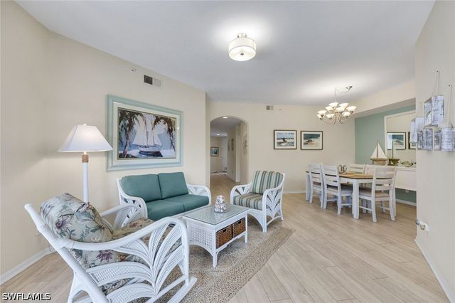 8310 Whisper Trace WAY 102, Naples, FL 34114