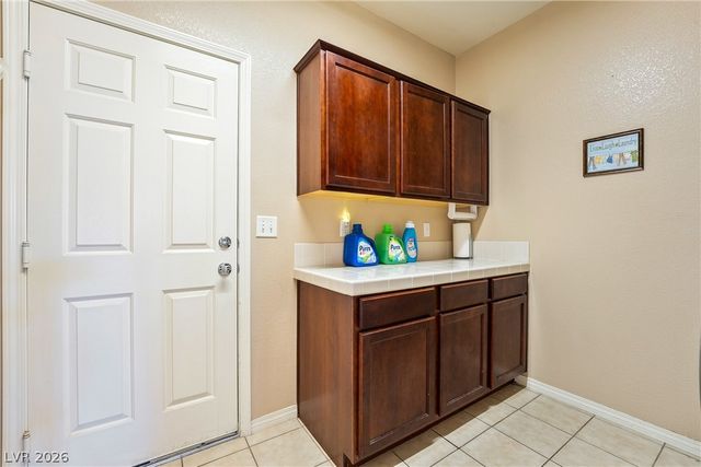 565 Mazelle Lane, Pahrump, NV 89060