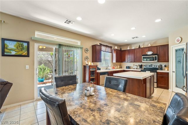 565 Mazelle Lane, Pahrump, NV 89060