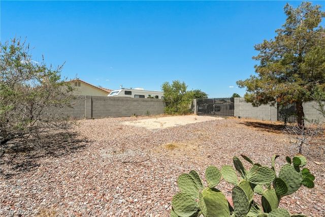 565 Mazelle Lane, Pahrump, NV 89060