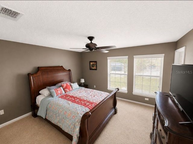 32 ANGELA DRIVE, Palm Coast, FL 32164