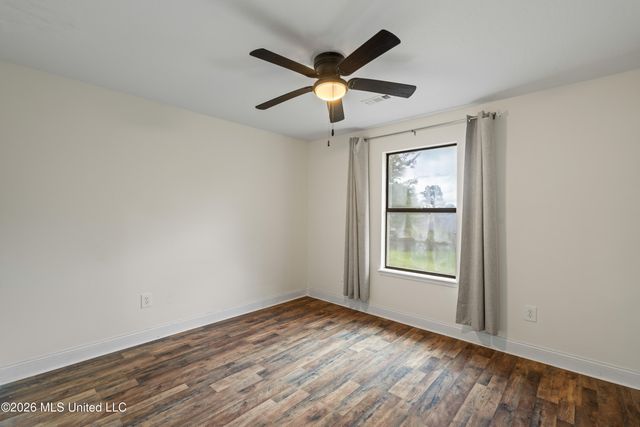 103 Brentwood Place, Hattiesburg, MS 39402