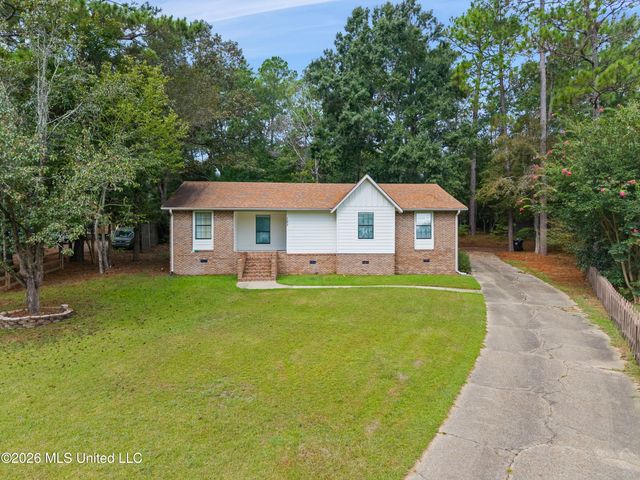 103 Brentwood Place, Hattiesburg, MS 39402