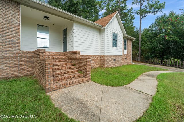 103 Brentwood Place, Hattiesburg, MS 39402