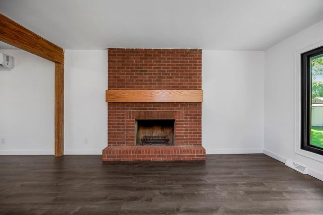 14074 McIntyre Road, Leavenworth, KS 66048