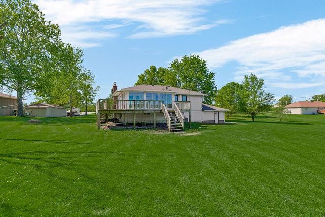 14074 McIntyre Road, Leavenworth, KS 66048
