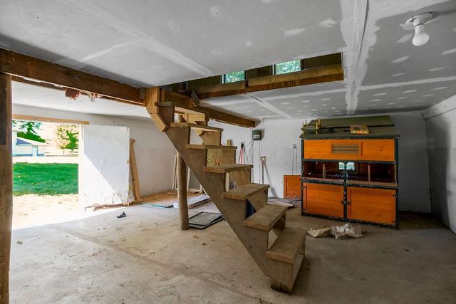 14074 McIntyre Road, Leavenworth, KS 66048