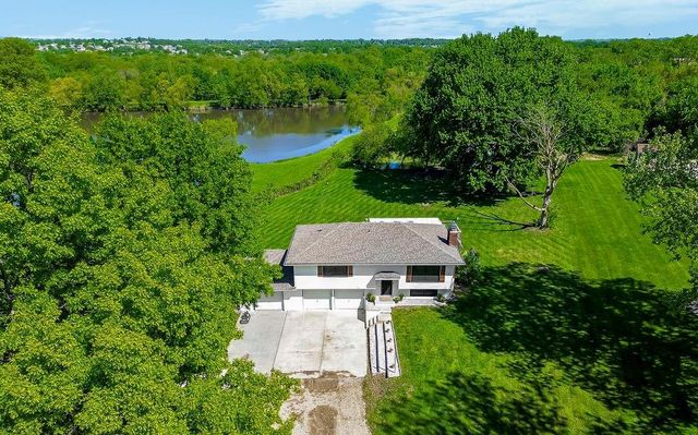 14074 McIntyre Road, Leavenworth, KS 66048
