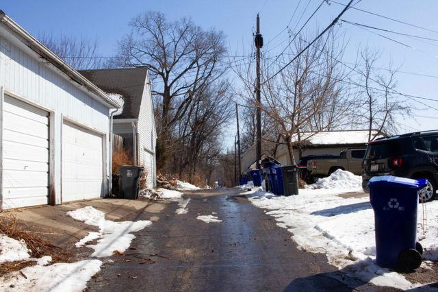 850 5th Street E, Saint Paul, MN 55106