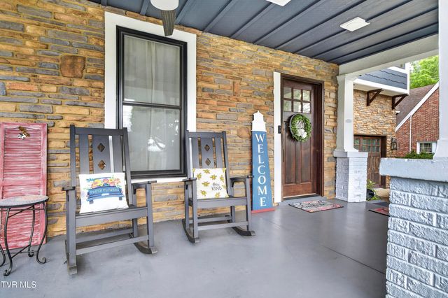 175 Northeast Stonewall Heights, Abingdon, VA 24210