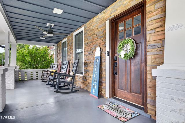 175 Northeast Stonewall Heights, Abingdon, VA 24210