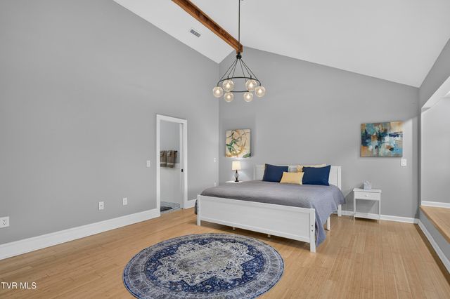 175 Northeast Stonewall Heights, Abingdon, VA 24210