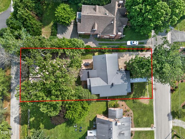 175 Northeast Stonewall Heights, Abingdon, VA 24210