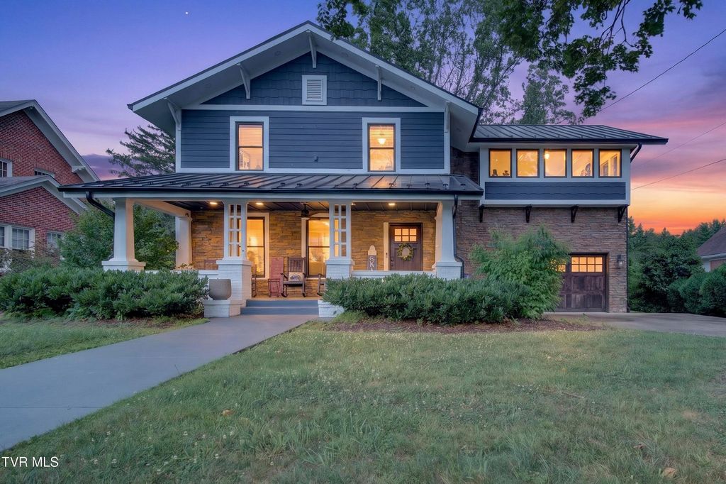 175 Northeast Stonewall Heights, Abingdon, VA 24210