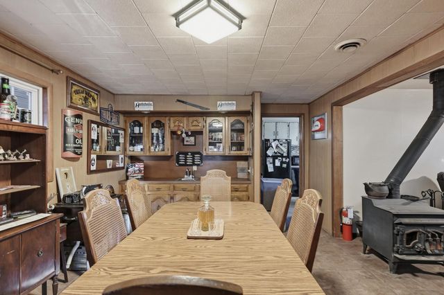 106 Rosedale Street, Cassville, MO 65625