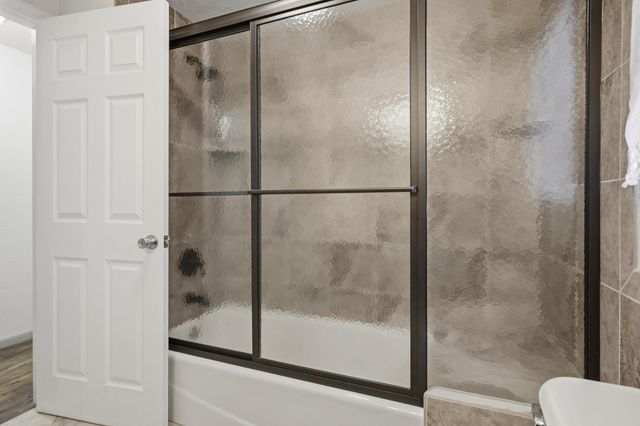 106 Rosedale Street, Cassville, MO 65625