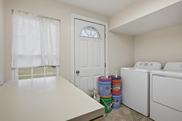 106 Rosedale Street, Cassville, MO 65625