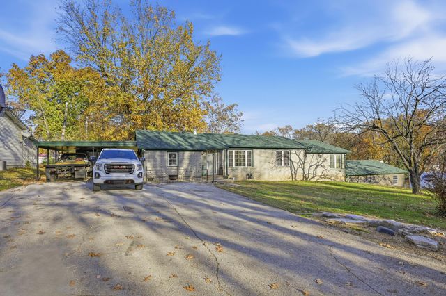 106 Rosedale Street, Cassville, MO 65625