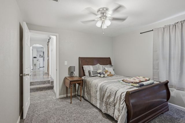 106 Rosedale Street, Cassville, MO 65625